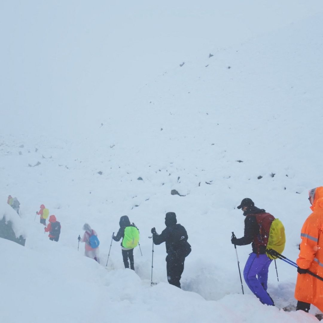 Alpinistas en el Himalaya