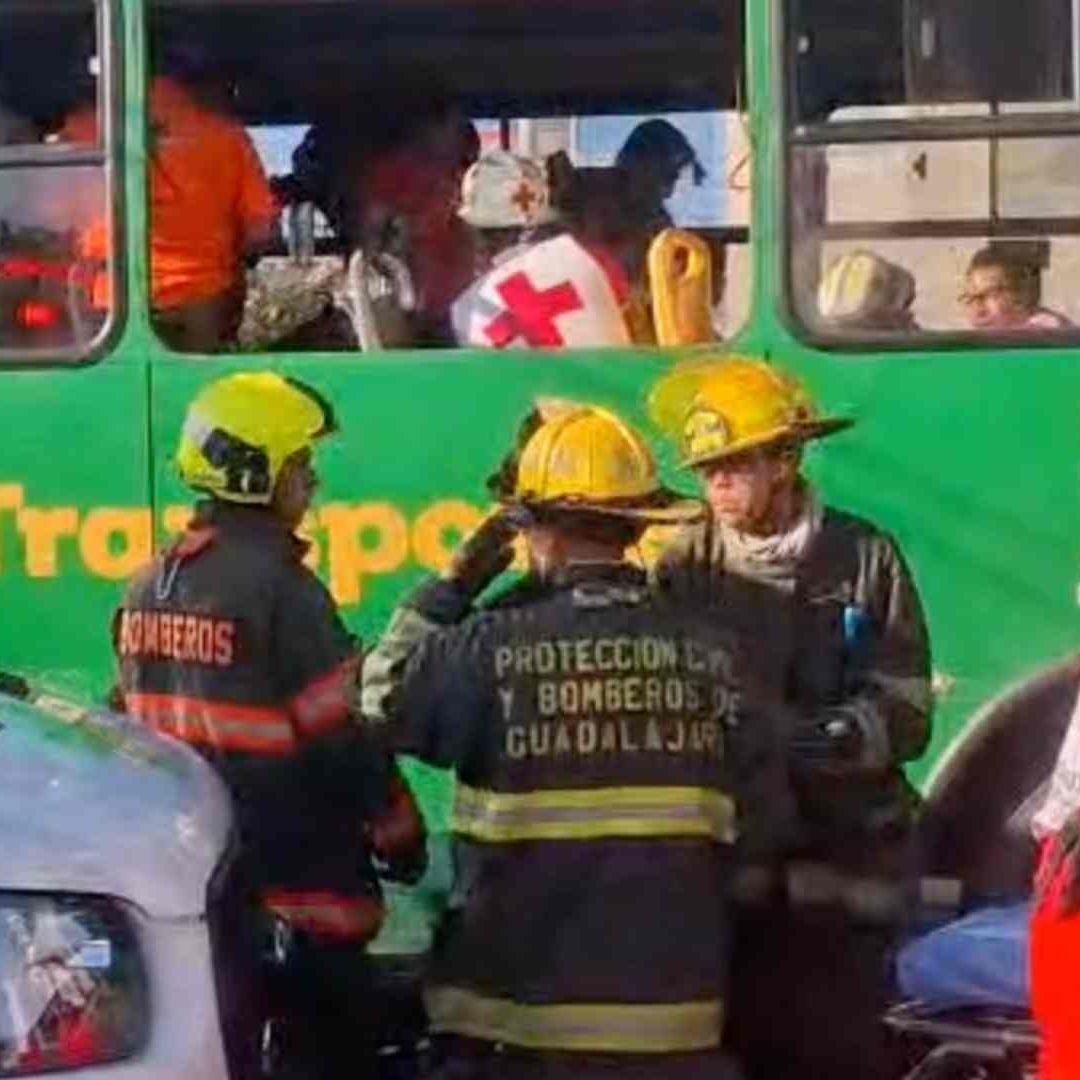 Más de 20 pasajeros resultaron lesionados