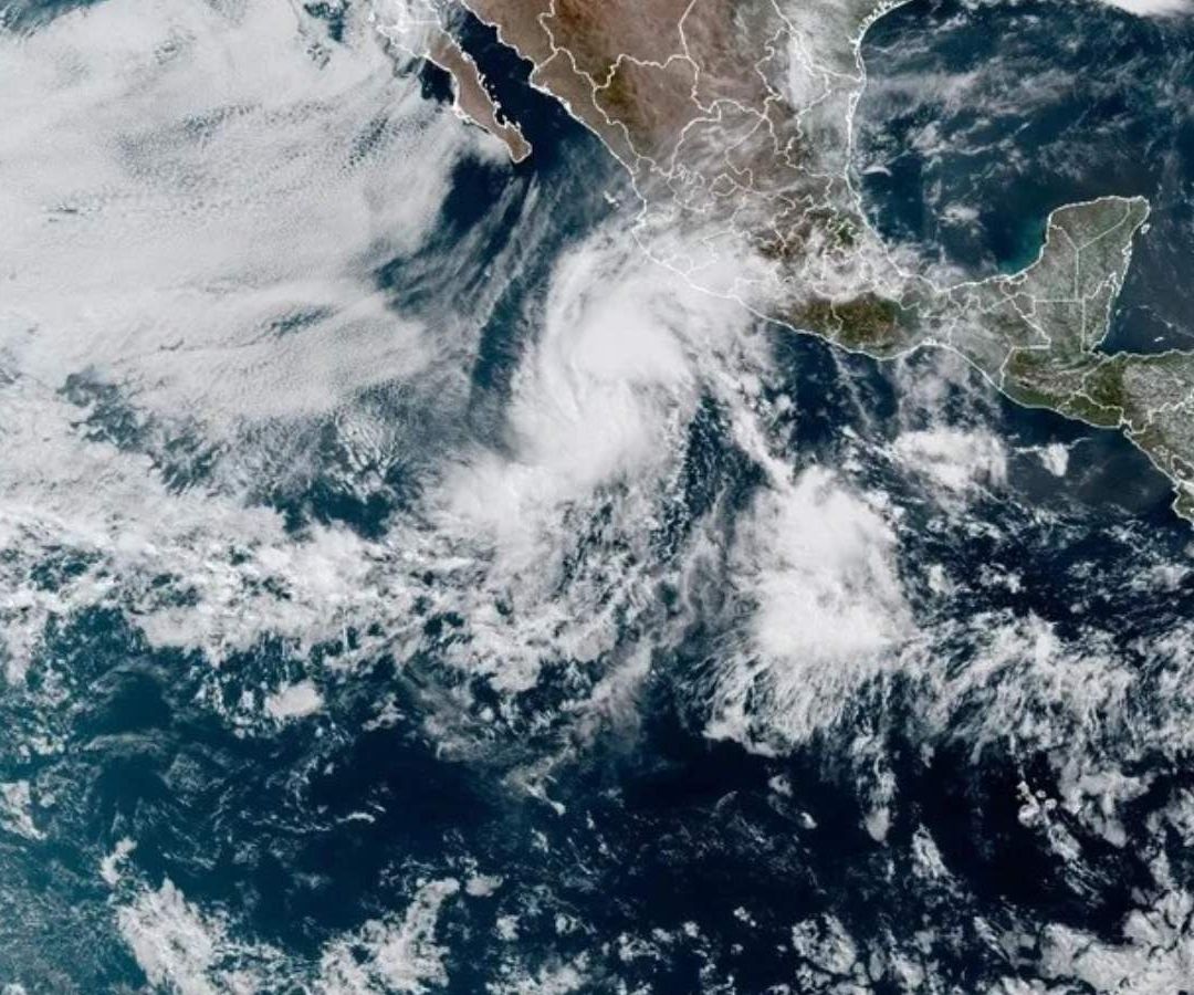 Ciclón Tico: Cómo va su Formación Frente a Playas de México. Foto: EFE/Ilustrativa