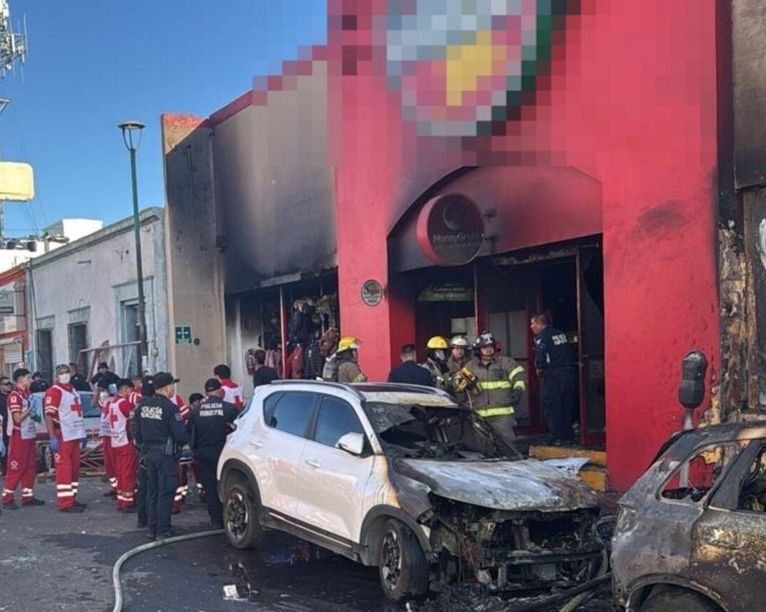 Incendio en Tienda Comercial en Centro de Hermosillo Moviliza a Cuerpos de Emergencia