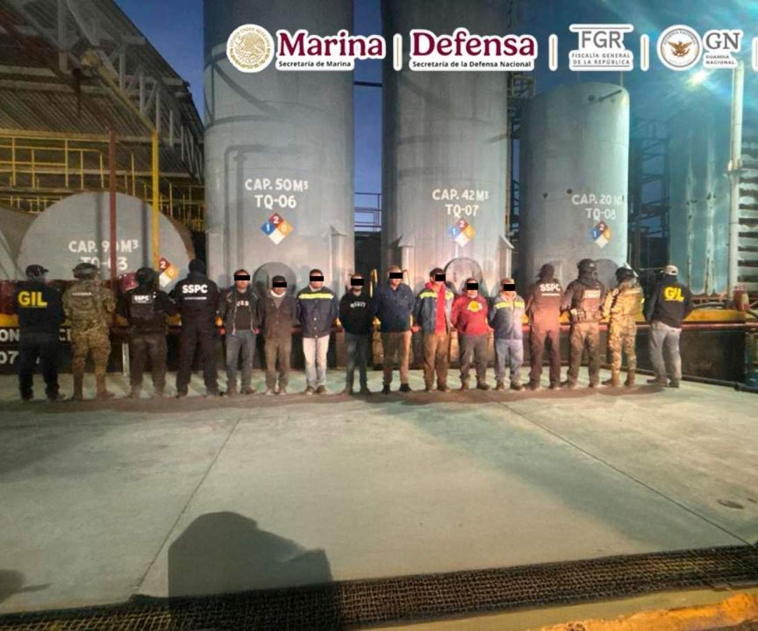 Detienen a 8 Personas y Aseguran 250 mil Litros de Combustible en Veracruz. Foto: Gabinete de Seguridad