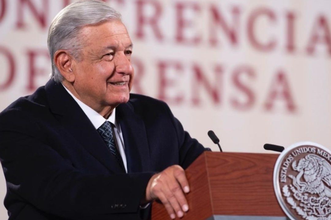 El presidente Andrés Manuel López Obrador presenta su mañanera desde Palacio Nacional