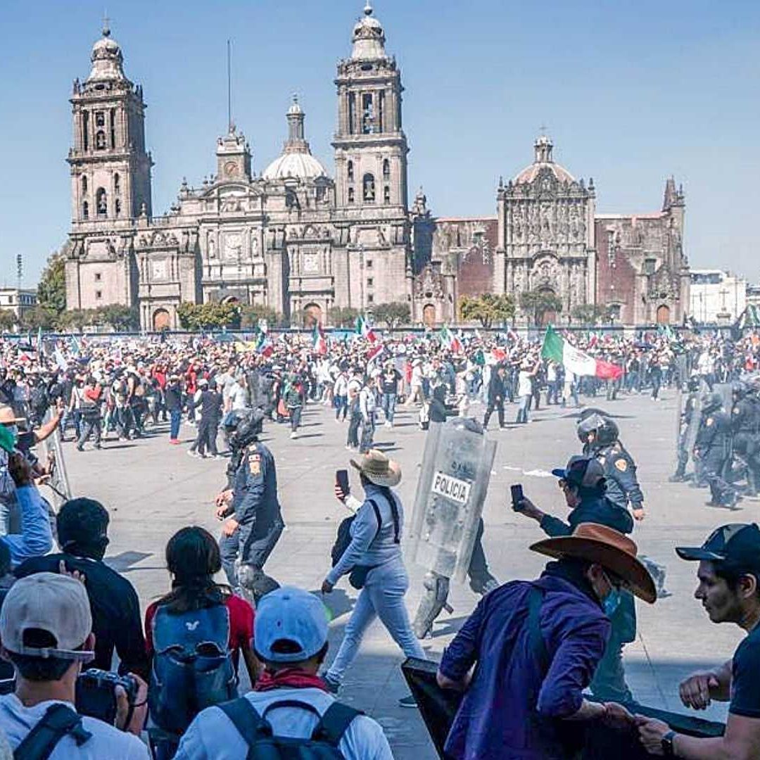 Marcha de la Generación Z en el Zócalo capitalino el 15 de noviembre de 2025. Foto: Cuartoscuro
