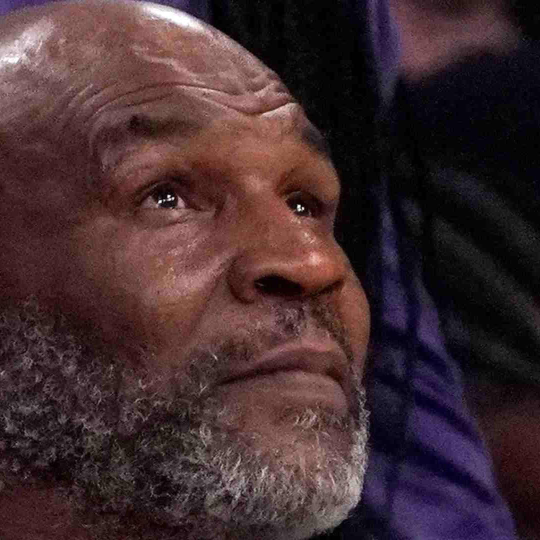Mike Tyson es acusado de violación