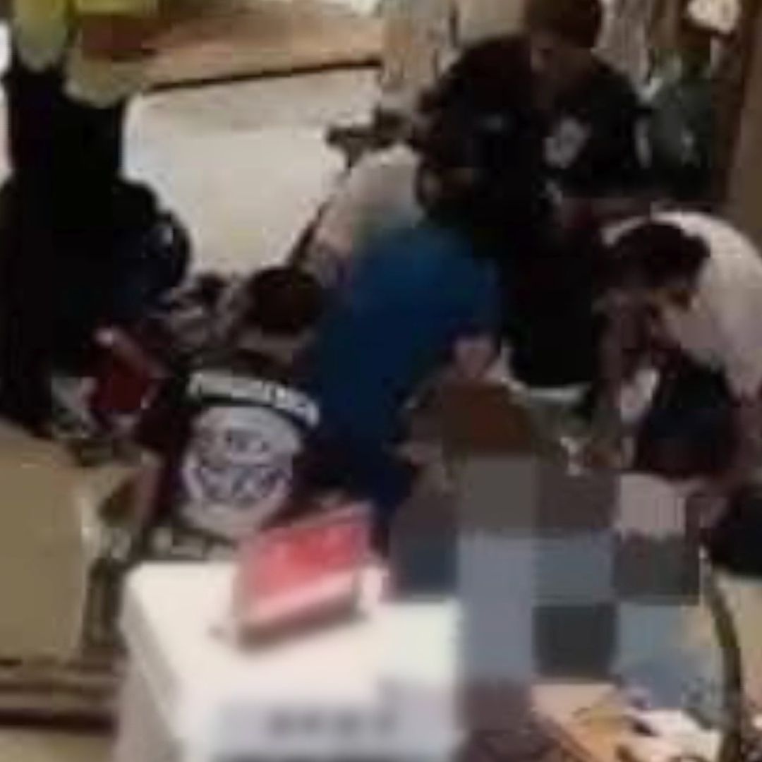 Mujer muere de manera repentina en centro comercial de Aguascalientes