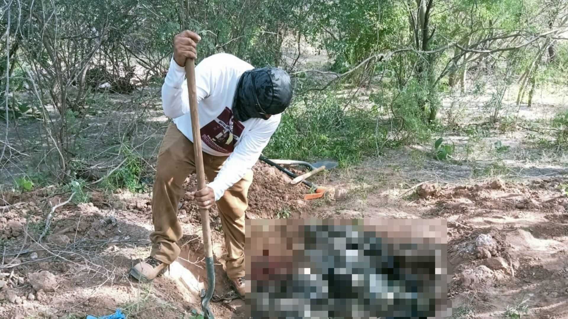 Colectivo Localiza Cuerpo dentro de Fosa Clandestina en la Costa de Hermosillo