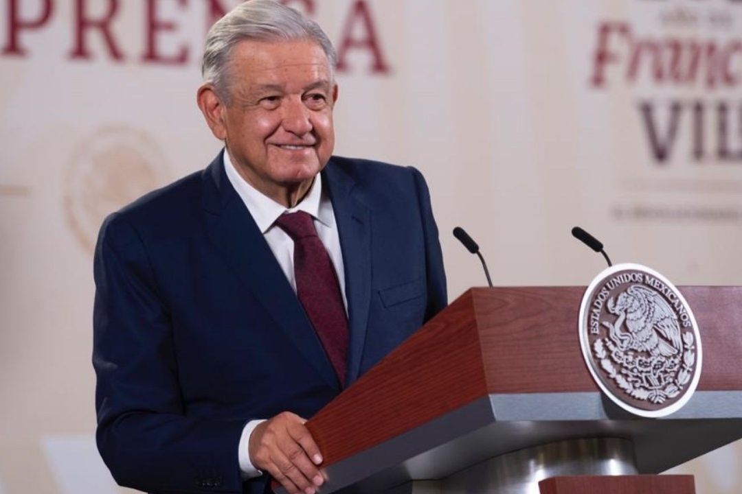 El presidente Andrés Manuel López Obrador presenta su mañanera desde Palacio Nacional