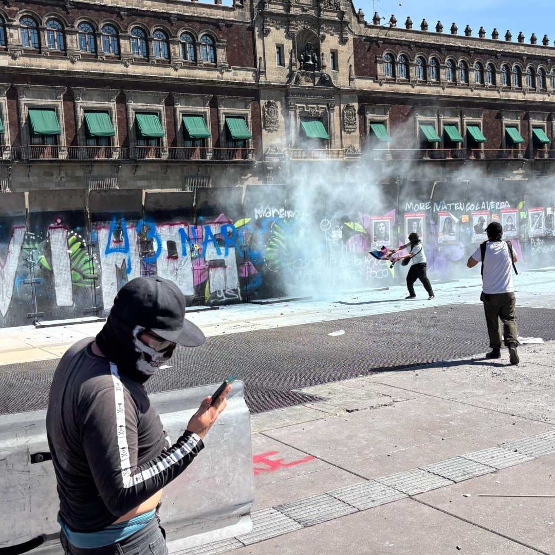 Las movilizaciones de este 15 de noviembre en la CDMX dejaron múltiples heridos.