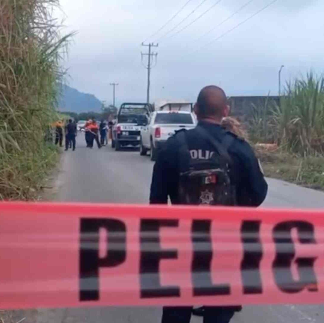 Trabajador Muere Prensado por Estructura tras el Paso de un Tráiler en Ixtaczoquitlán Veracruz