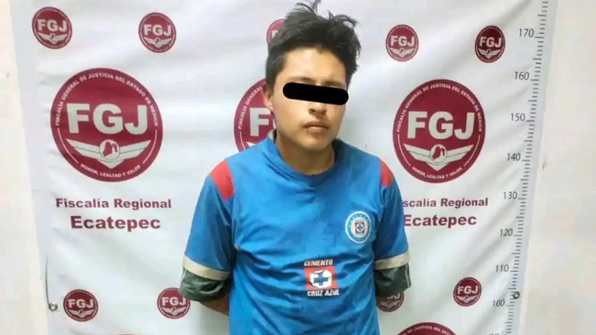 Joven golpea con tubo a abuelita y es detenido en Ecatepec