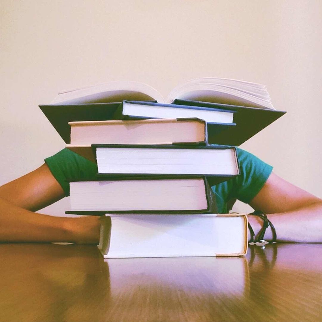 Los aspirantes de ingreso a licenciatura primero deberán registrarse para hacer el examen COMIPEMS 2023.