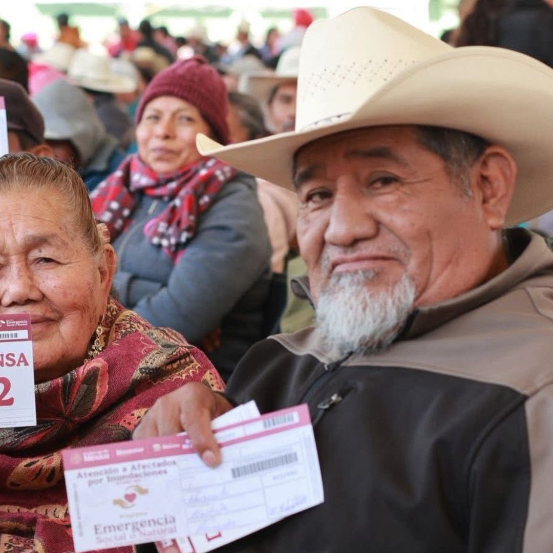 Suspenden apoyo de la Pensión Bienestar para hombres y mujeres de 30 a 64 años qué pasará con pago de noviembre 2025