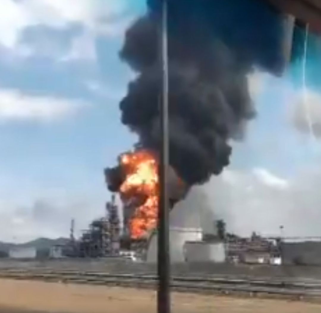 Reportan Explosión en Complejo Petroquímico en Venezuela; Se Desconoce Si Hay Víctimas