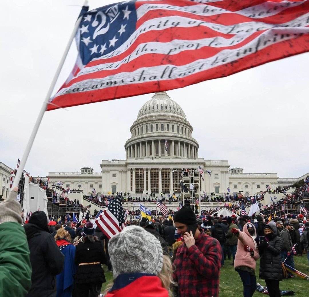 Hombre Indultado por Trump por Asalto al Capitolio es Detenido por Abuso Sexual en Florida