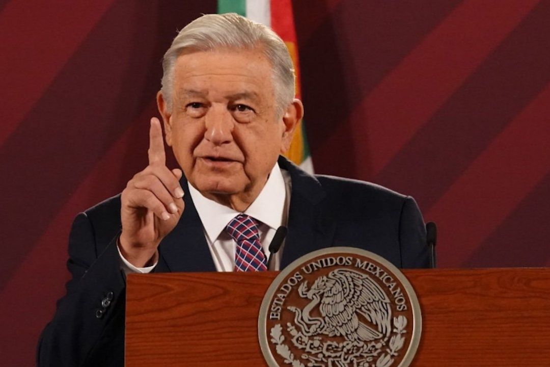El presidente Andrés Manuel López Obrador presenta su mañanera desde Palacio Nacional