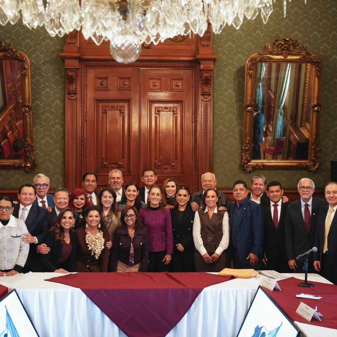Sheinbaum se Reúne con Gobernadores de Morena para Revisar Avances de Programa IMSS-Bienestar