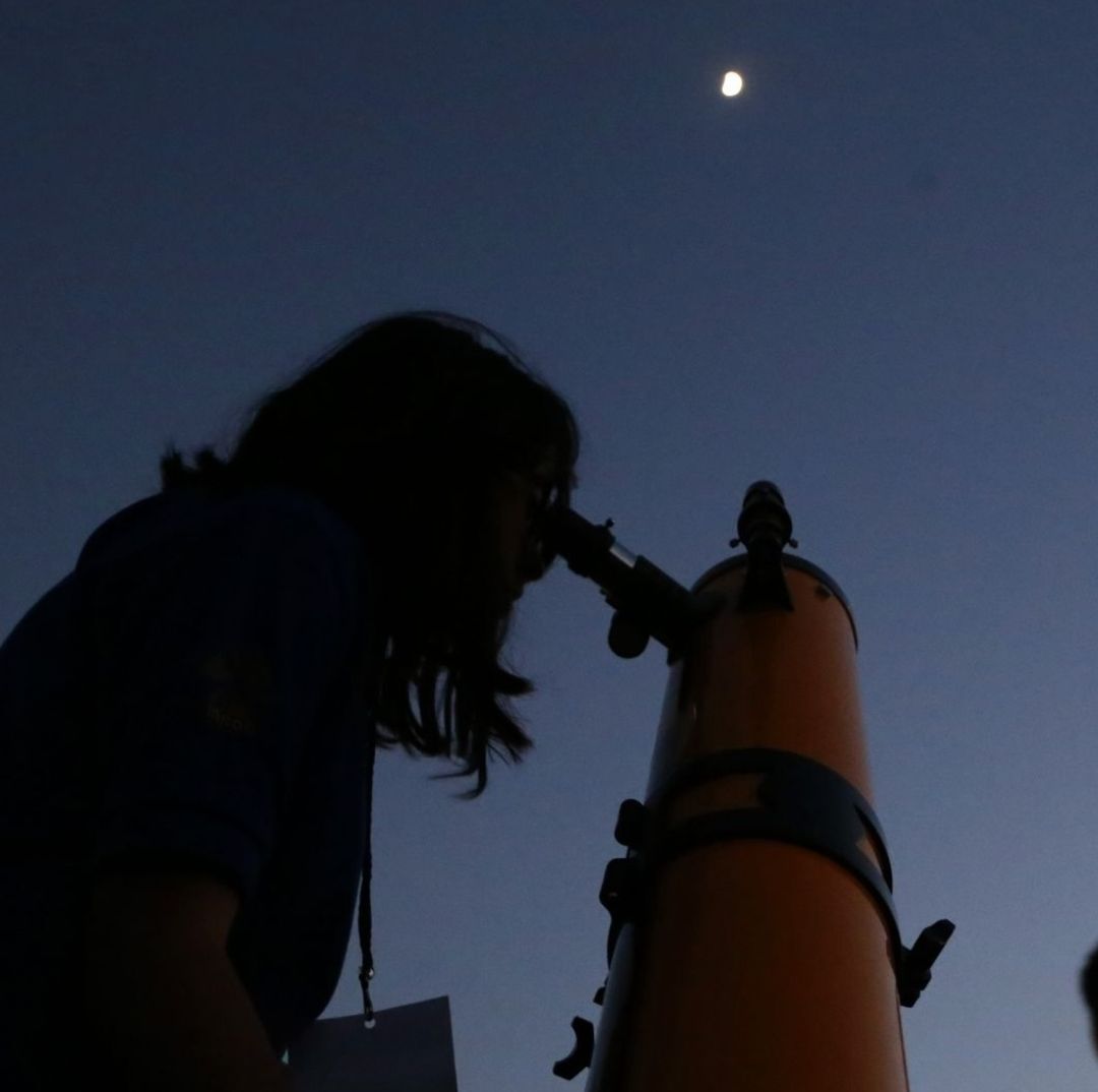 Urano Visible Toda Una Noche: ¿Cuándo y Cómo Ver Mejor al Gigante Azul en México?