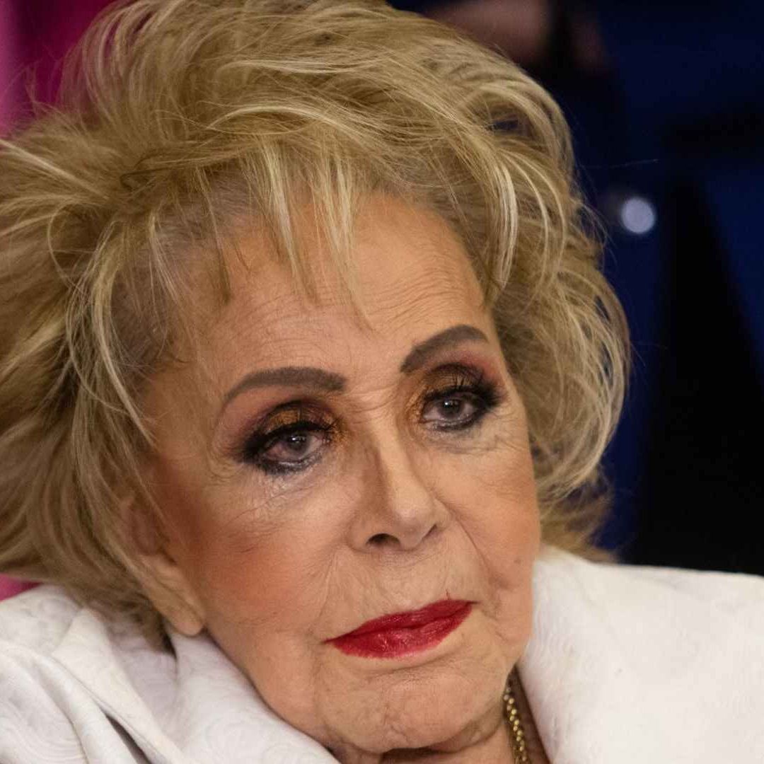 Silvia Pinal, primera actriz mexicana, fue nombrada como 'La Mujer del Siglo'.