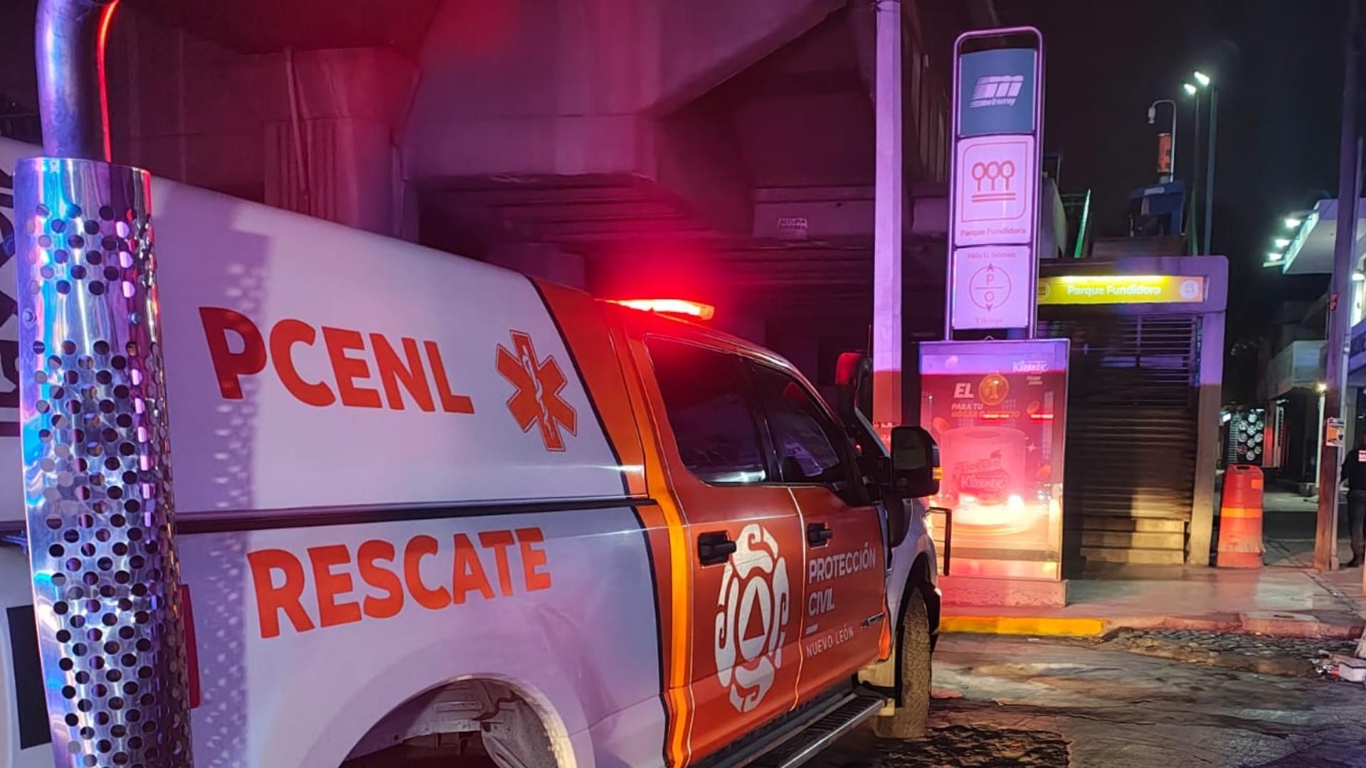 Protección Civil de Nuevo León en Estación Fundidora del Metro de Monterrey