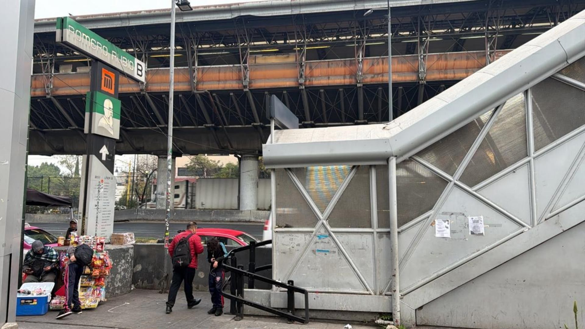 Estación Romero Rubio de la Línea B del Metro CDMX