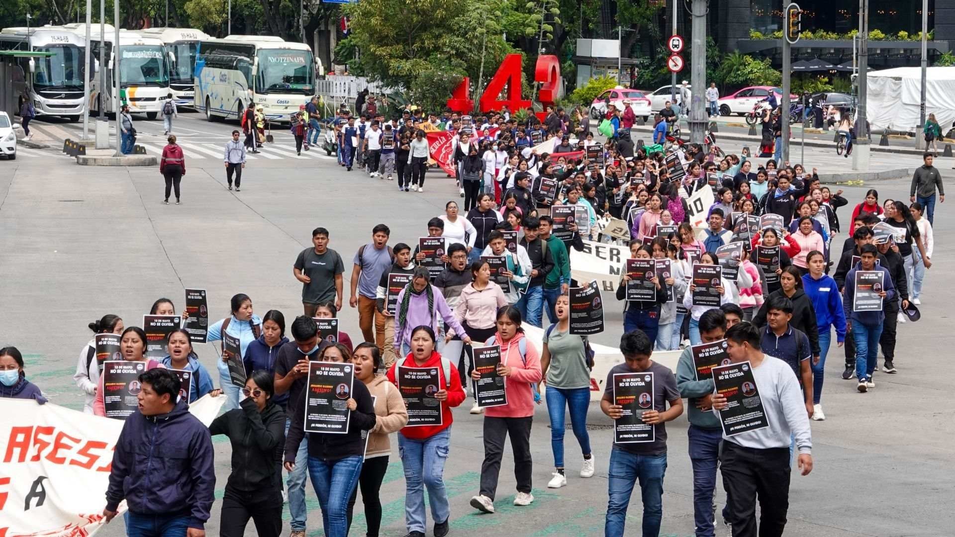Marcha por el caso Ayotzinapa