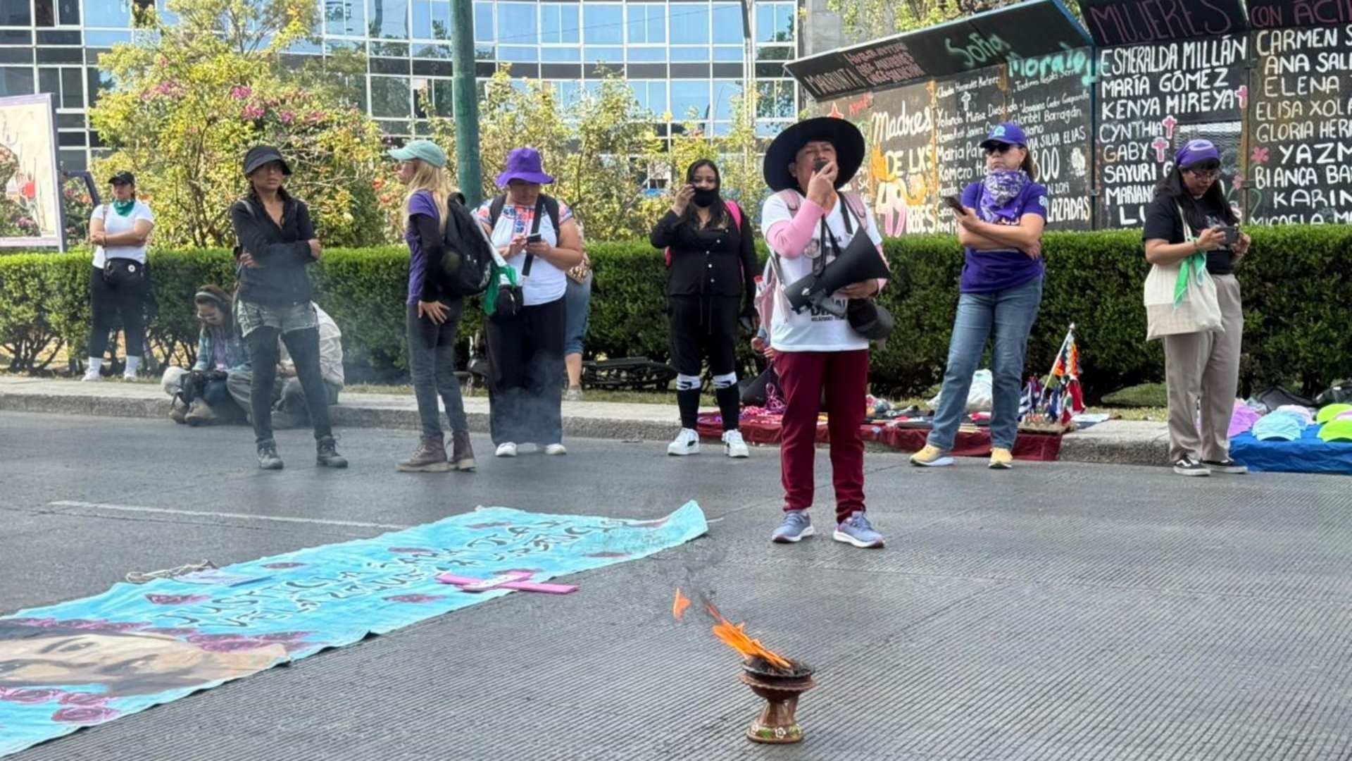 Actividades en el marco del Día Internacional para Eliminar la Violencia contra la Mujer en la CDMX. Foto: N+