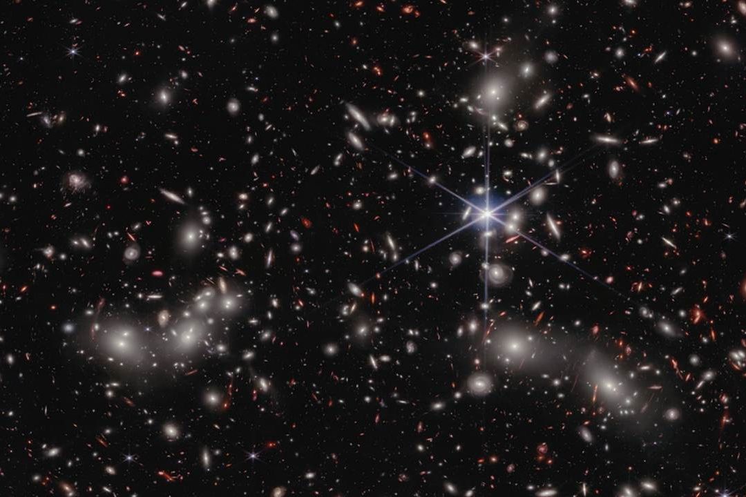 El telescopio James Webb mostró una imagen panorámica del megacúmulo de Pandora