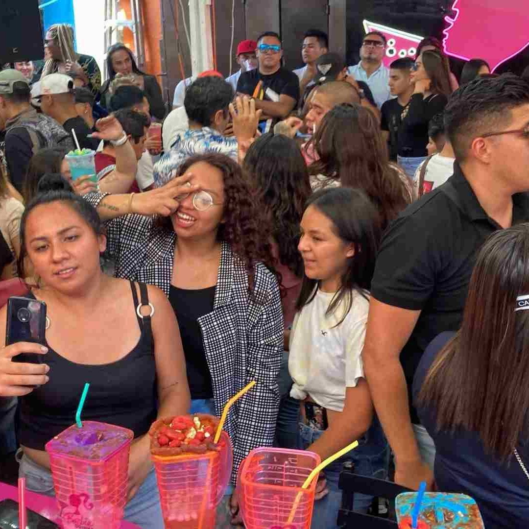 El consumo de alcohol o cerveza en el tianguis es sancionado con una multa en la CDMX