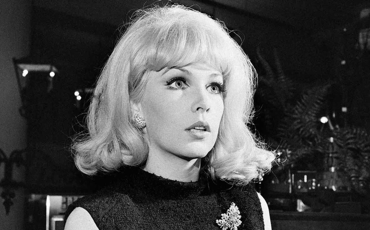 Stella Stevens destacó como actriz y directora en Hollywood