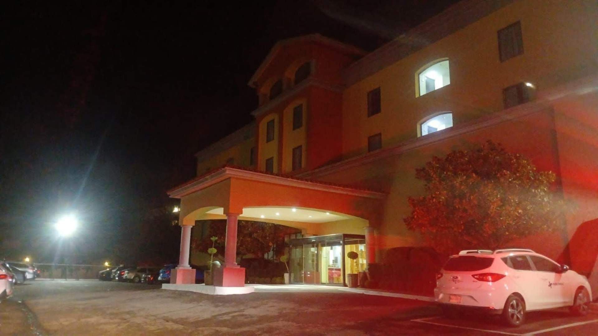 19 Personas se Intoxicaron por Monóxido de Carbono en Hotel de Nogales; Había 6 Menores