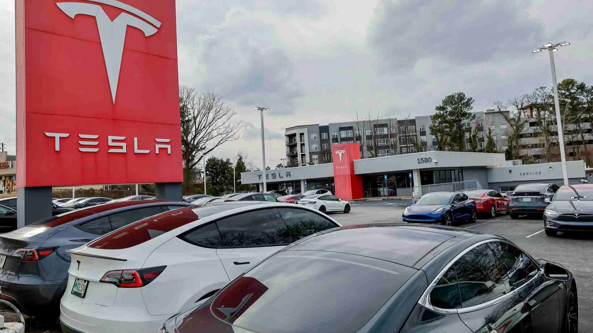 Elon Musk y AMLO Negociarán la Llegada de Tesla a México
