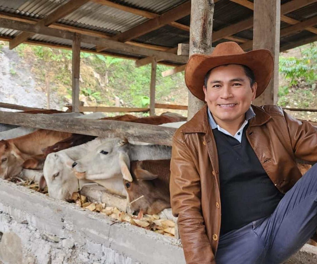 Matan a Juan Carlos Mezhua Campos, Exalcalde de Zongolica: Foto FB Carlos Mezhua