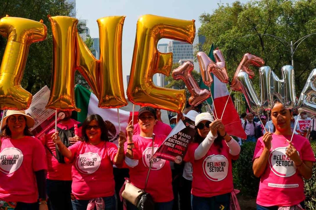 Cuándo y dónde es la marcha en defensa del INE en México