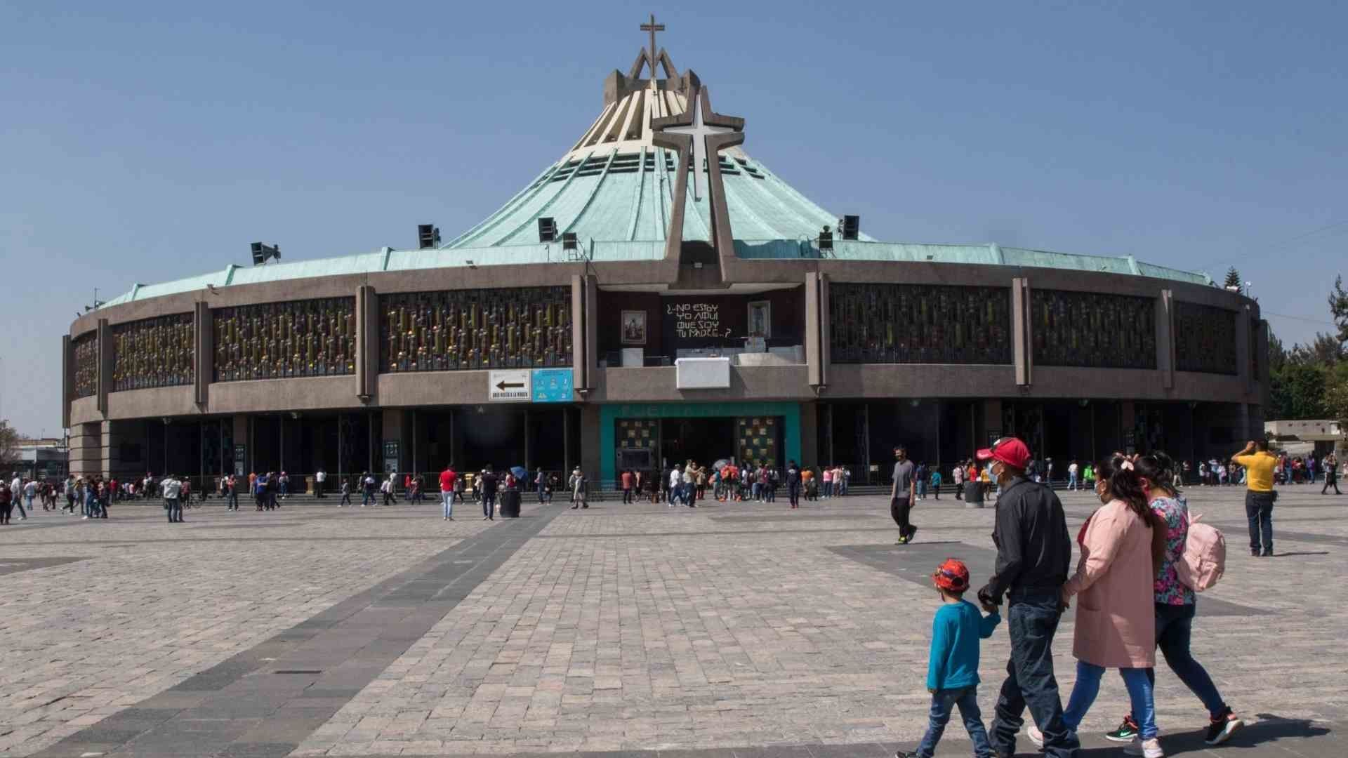 Las personas interesadas en realizar un bautizo en la Basílica de Guadalupe deben cumplir varios requisitos