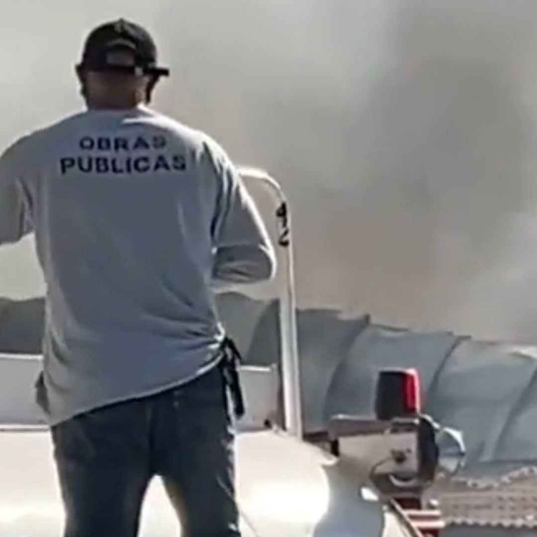 Un fuerte incendio se registra esta tarde en un supermercado de la delegación Ixtapa