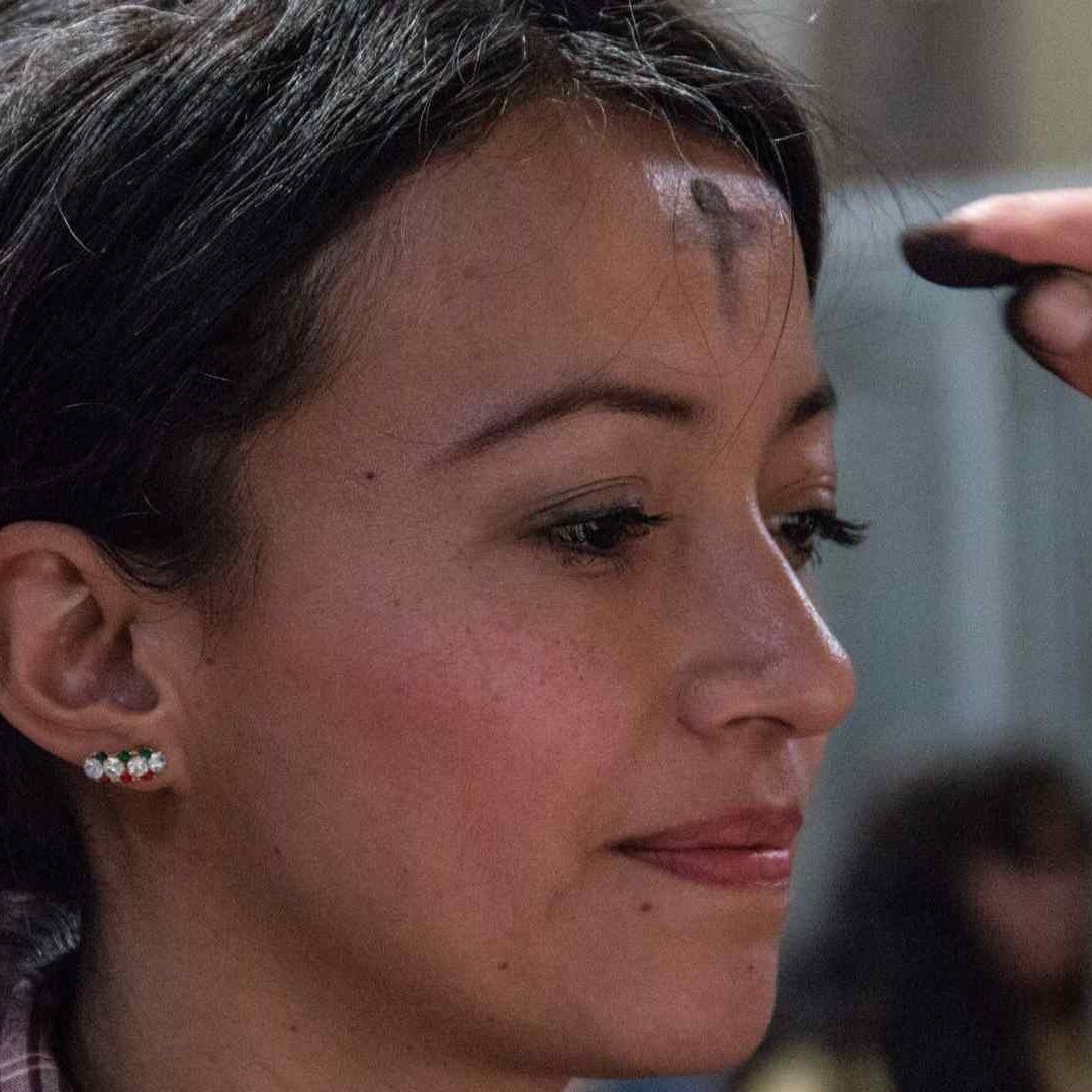 La ceniza que se impone el Miércoles de ceniza significa penitencia y arrepentimiento