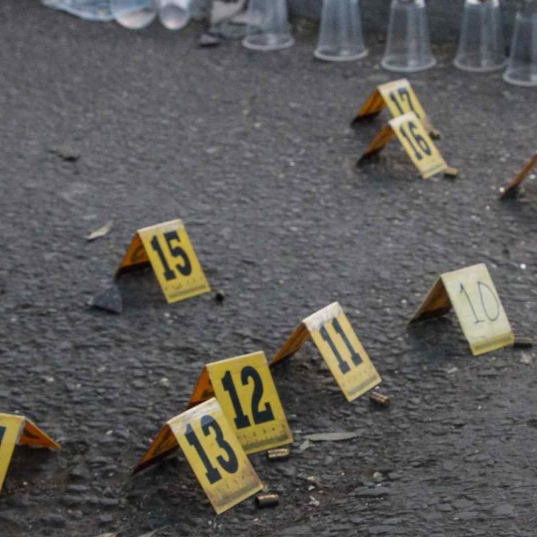 Casquillos percutidos en la escena de un crimen