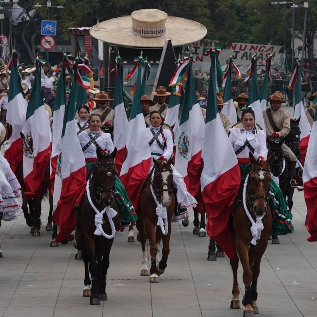 Cuánto Dura el Desfile Hoy 20 de Noviembre 2025 A Qué Hora Acaba el Recorrido por Revolución Mexicana
