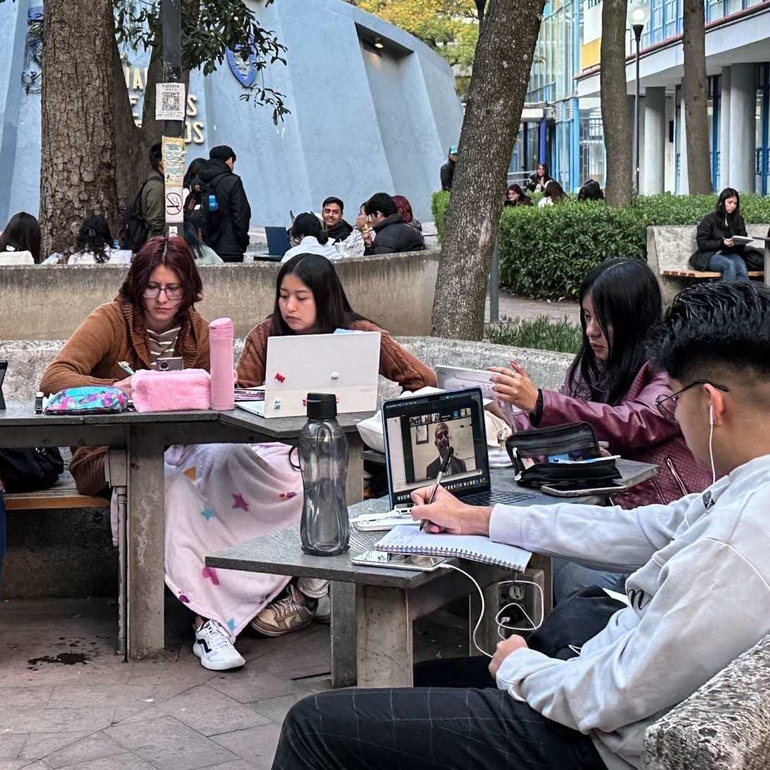 Estudiantes de la Universidad Nacional Autónoma de México (UNAM)
