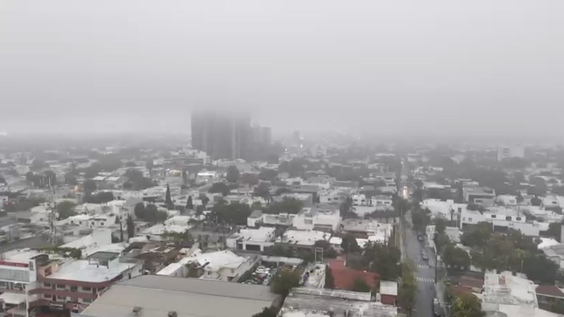 Cielo nublado en Monterrey, Nuevo León