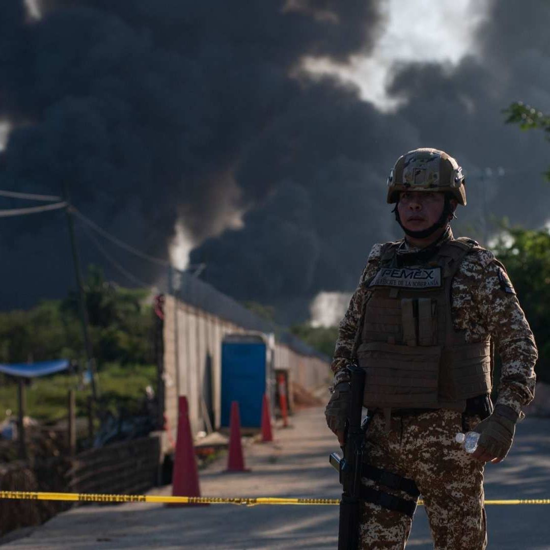 Explosión en Centro de Almacenamiento "Tuzandépetl" de Pemex