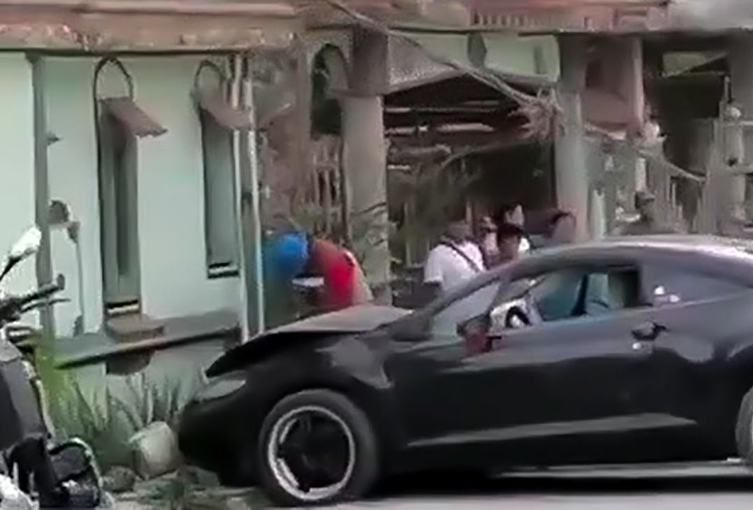 Automovilista derribó postes en Córdoba, Veracruz