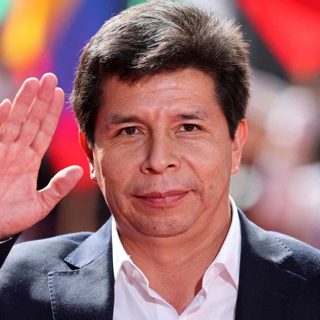 México va a seguir apoyando a Pedro Castillo, dice AMLO