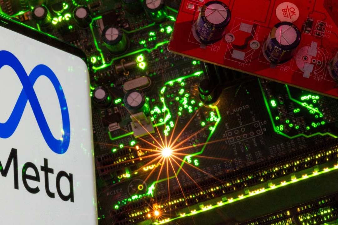Meta anunció el lanzamiento de LLaMa, un nuevo modelo lingüístico basado en inteligencia artificial