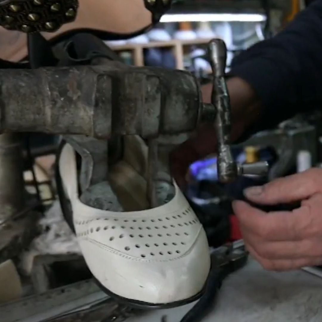 No Llega Cambio Generacional y Se Pierden Miles de Talleres de Reparación de Calzado en México