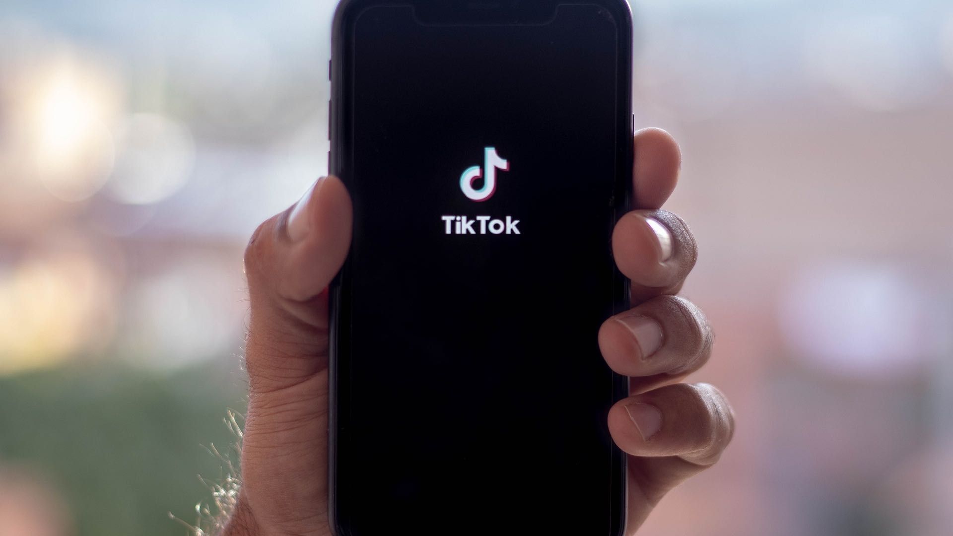En TikTok te pueden bajar el contenido si este rompe la reglamentación de contenido