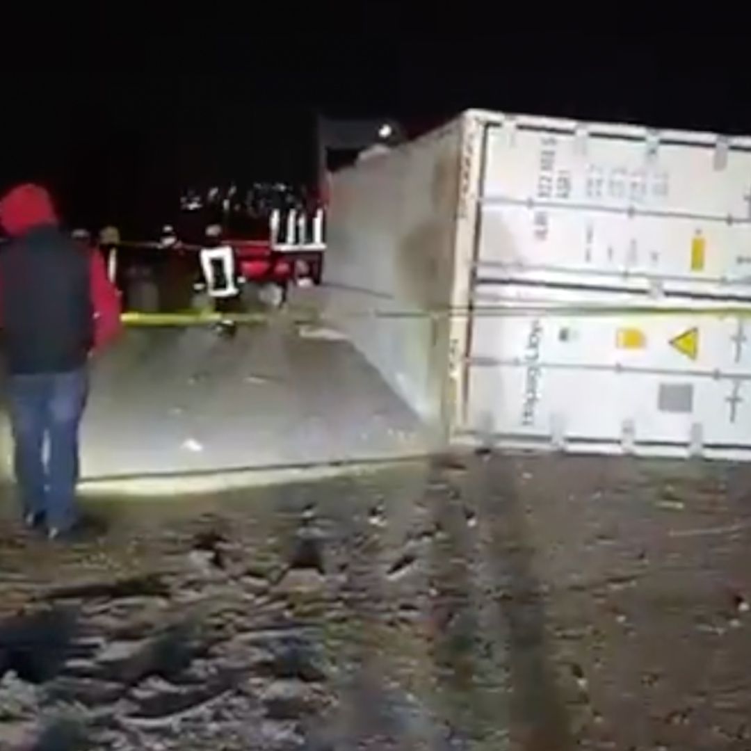 Daniel N Muerto tras Volcadura de Tráiler en Carretera Apizaco Tlaxcala