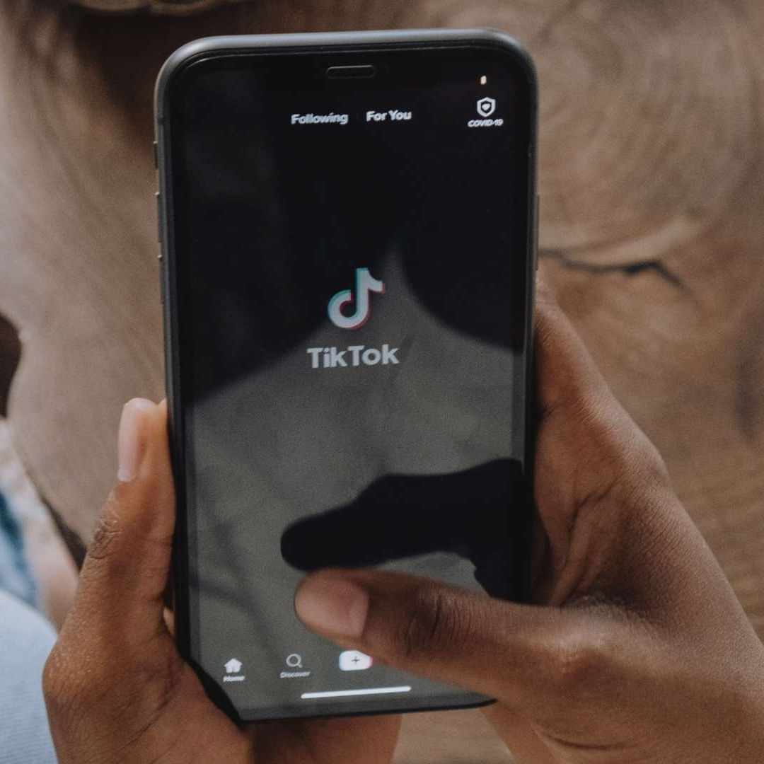 TikTok Anuncia Nuevo Límite de Uso de Solo 60 Minutos al Día para Menores de Edad
