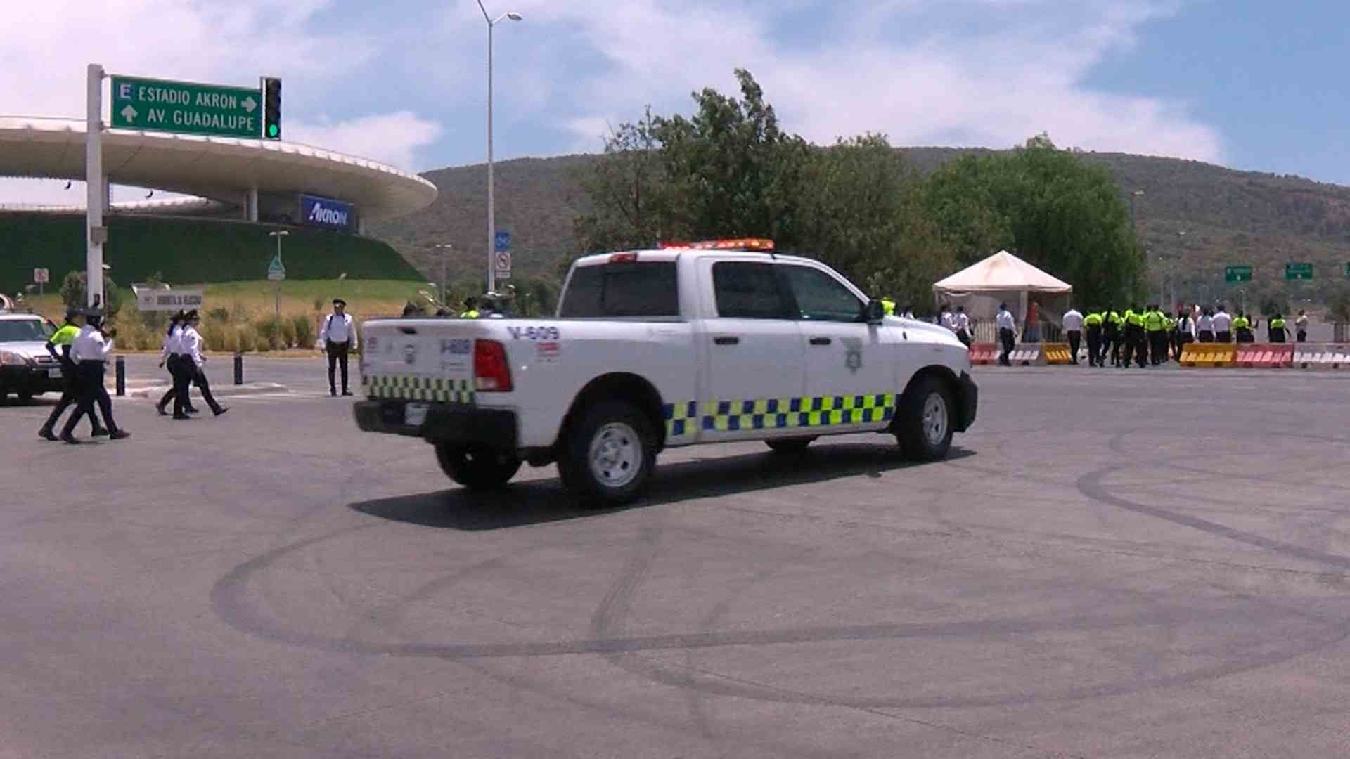 Los sujetos fueron detenidos en la salida del estadio