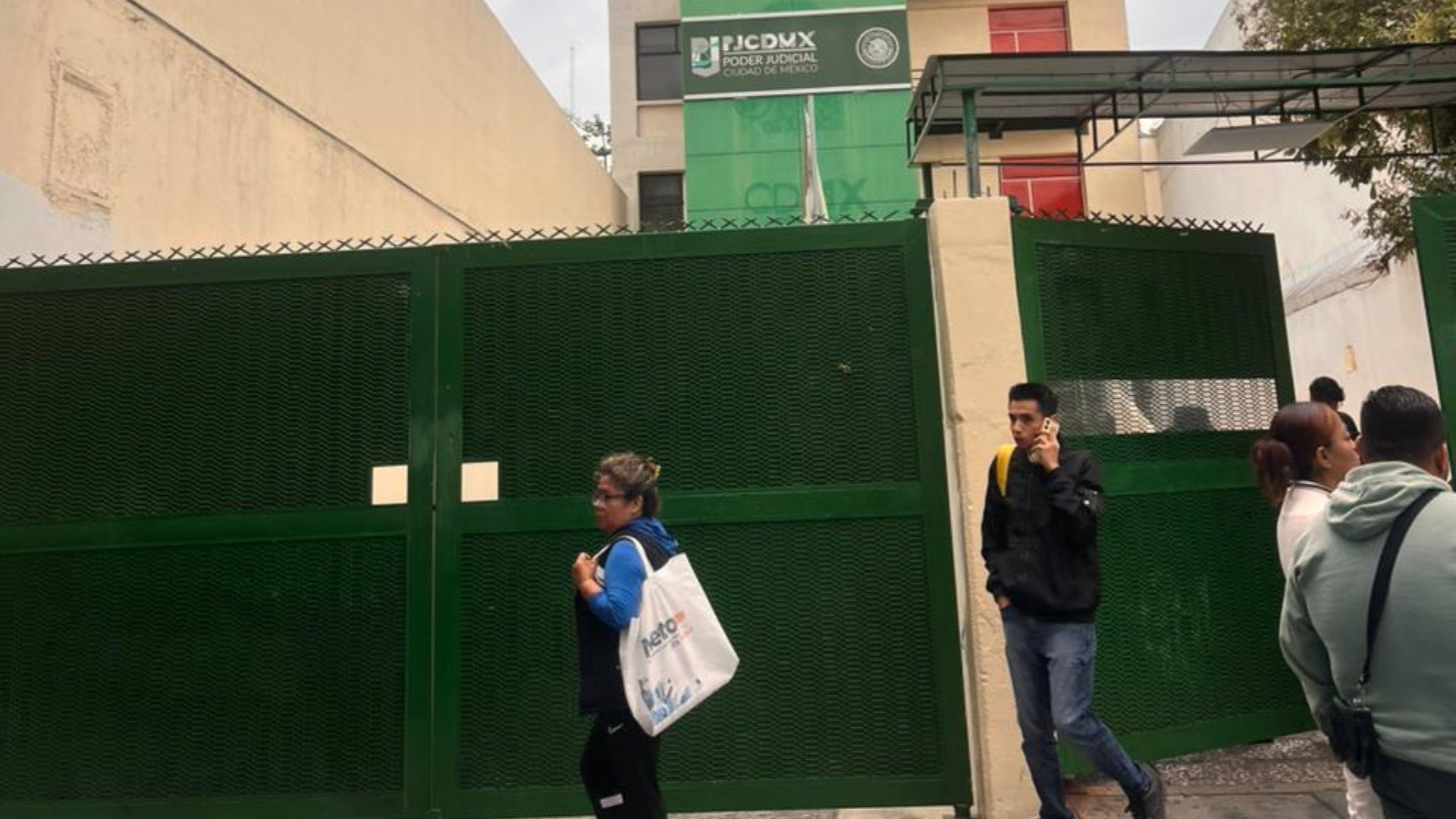 fachada de los juzgados de la CDMX